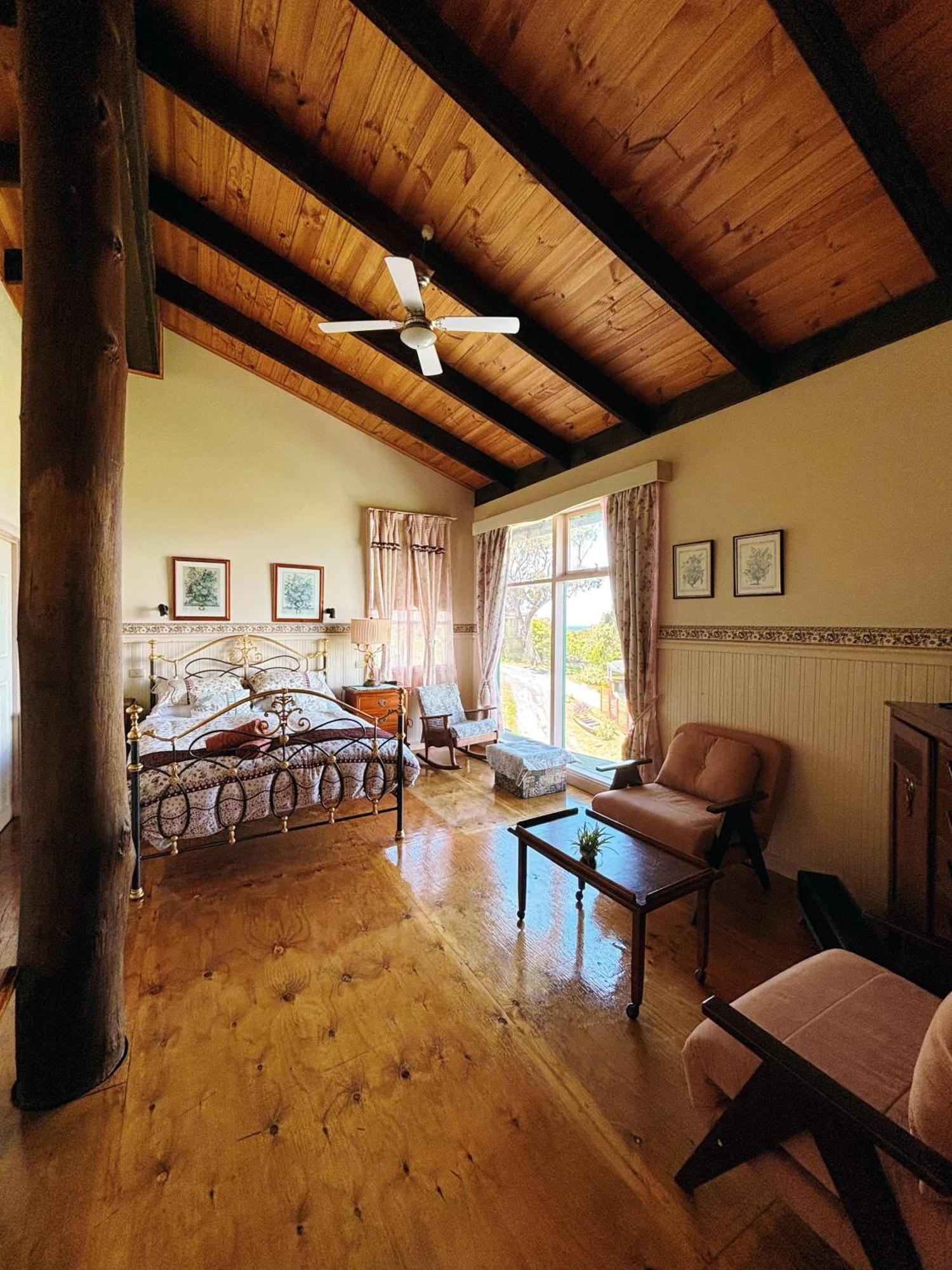 The Goat And Goose Bed & Breakfast Lakes Entrance Exterior photo